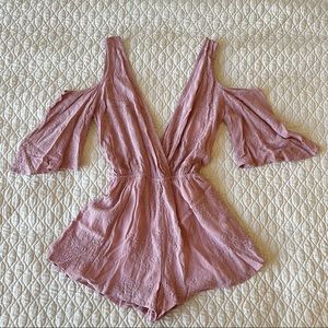 Dusty mauve romper, open shoulder, flutter sleeve